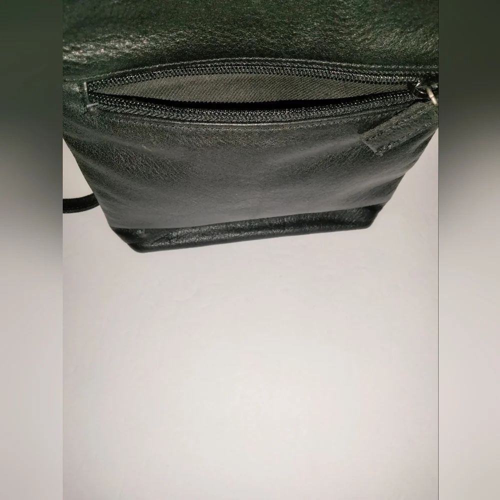 Nine West (Black) Genuine Leather Double Strap Minimalist Snap/Zip Shoulder Bag
